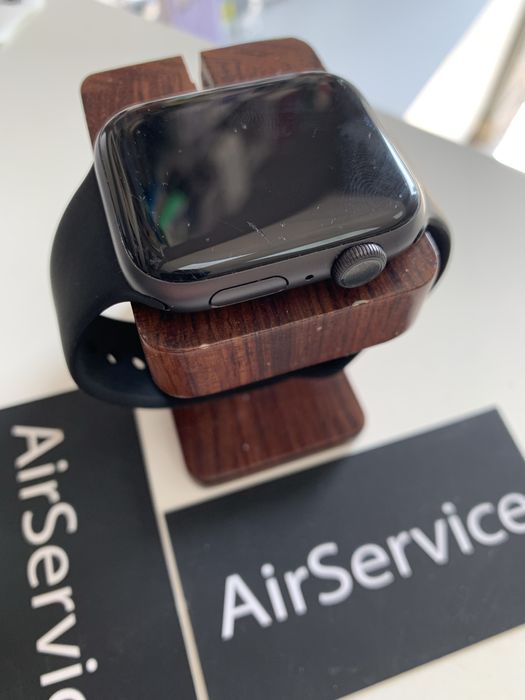 Оригінальні apple watch series 5 44 mm space gray
