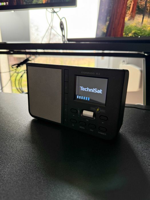 TechniSat SternRadio IR2 – radio internetowe, zasilacz w zestawie