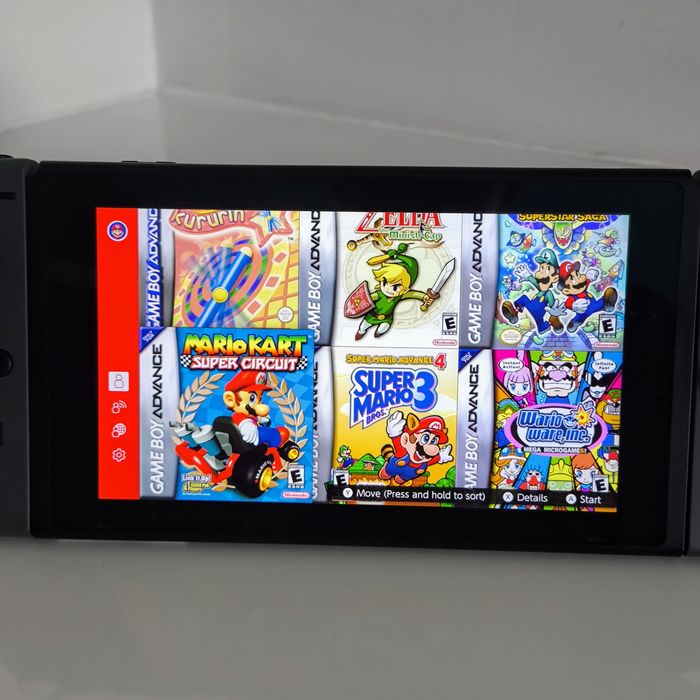 Nintendo Switch Desbloqueada 256GB + Extras