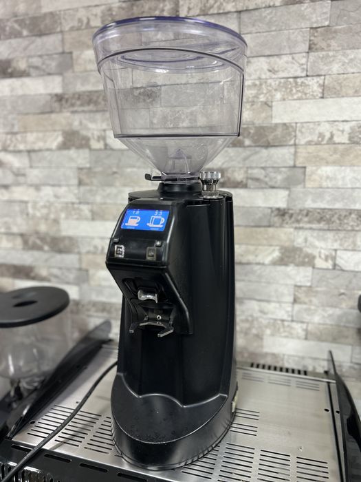 Кавомолка Victoria Arduino