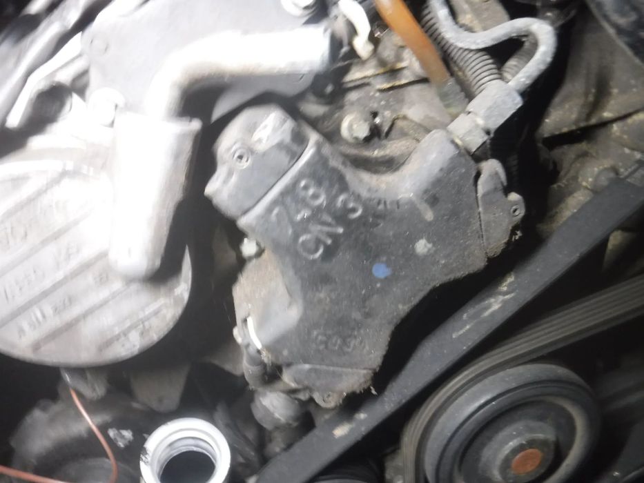 Mercedes C E klasa W203 W211 W209 2.2 CDI pompa wtryskowa sprinter c e s klasa w211 W203 W220 A6110700501  0445010008