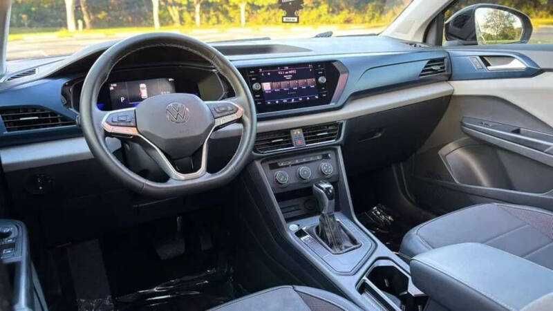 2022 Volkswagen Taos SE