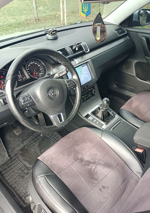 Volkswagen Passat VARIANT B7 2012