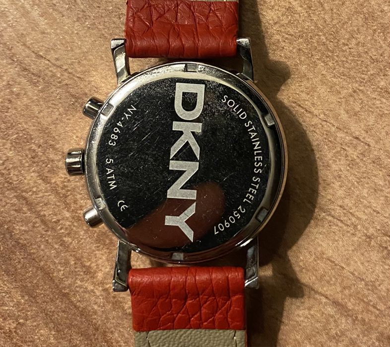 Relogio senhora DKNY