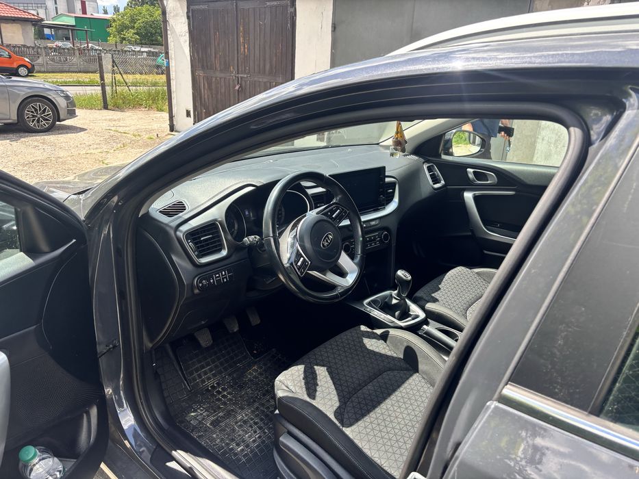 Kia Ceed Kombi 2021 r. | 1.6 CRDi 136 KM | Kamera cofania | Android Auto | Apple CarPlay POLSKI SALON