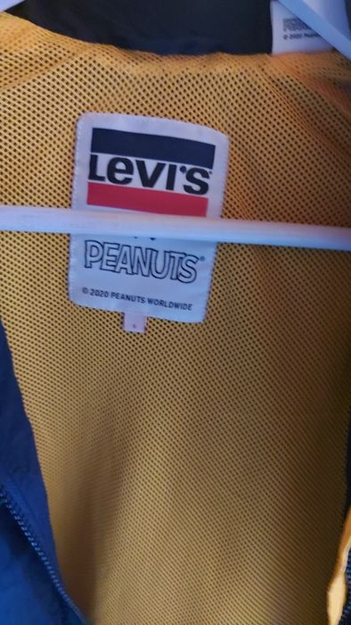 Jacketa Levi's coleção Peanuts
