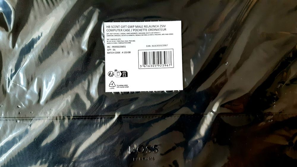 Hugo Boss чехол для ноутбука