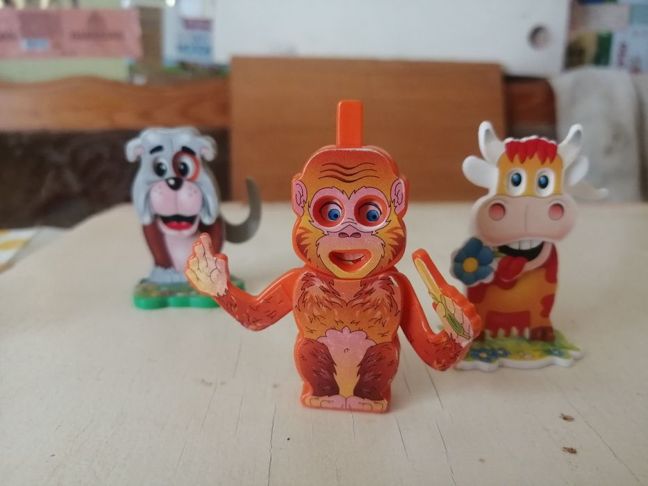 Продам коллекционные киндеры одним лотом.