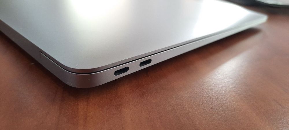 MacBook Air13 (2019)