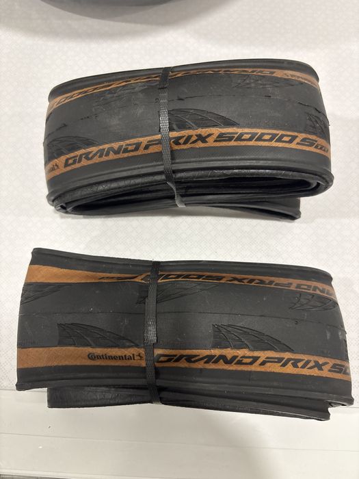 Comjunto 2xPneus continental grandprix 5000 Str Tubeless 700C x 32