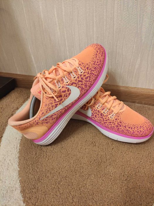 Кросівки Nike Free RN Distance 39 р.