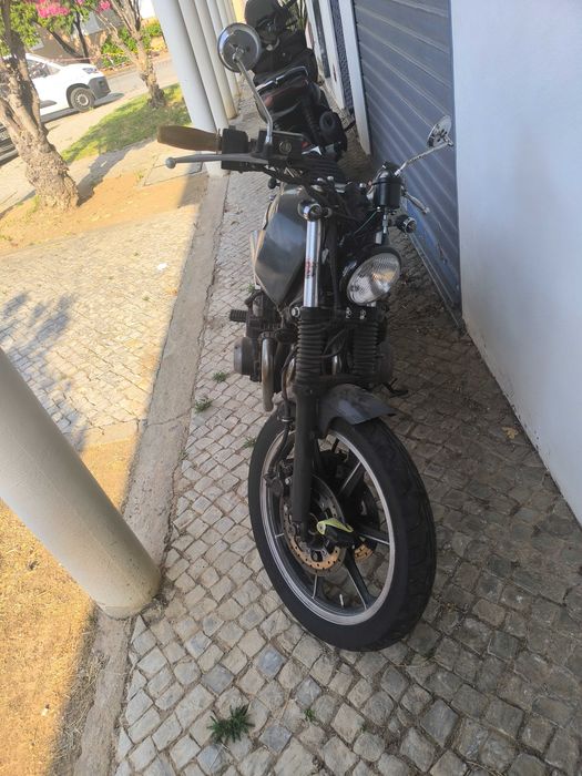 Kawasaki Kz750 E