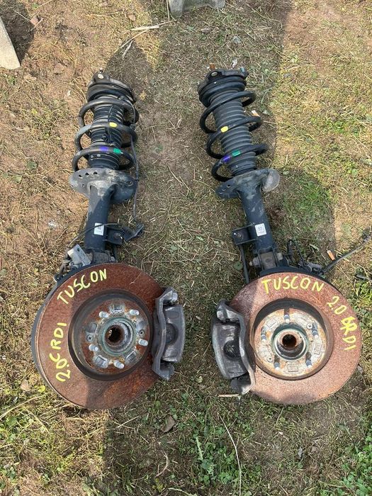 hyundai tuscon 1.6 zwrotnica piasta