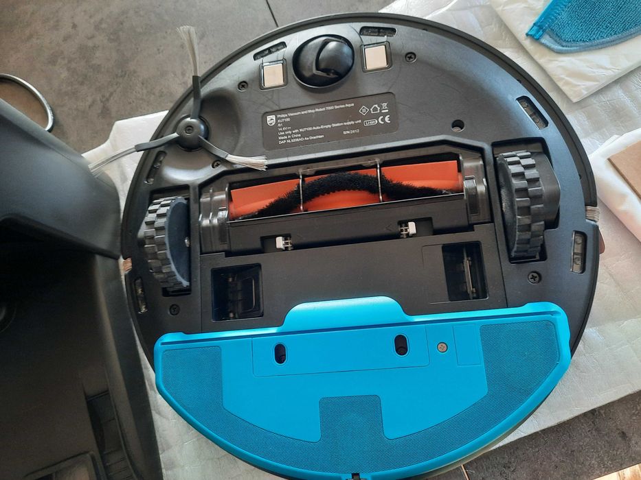 robot odkurzacz Philips XU7100/1