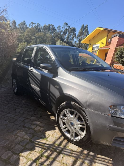 Fiat Stilo 2003 – Gasolina – 184.000 km