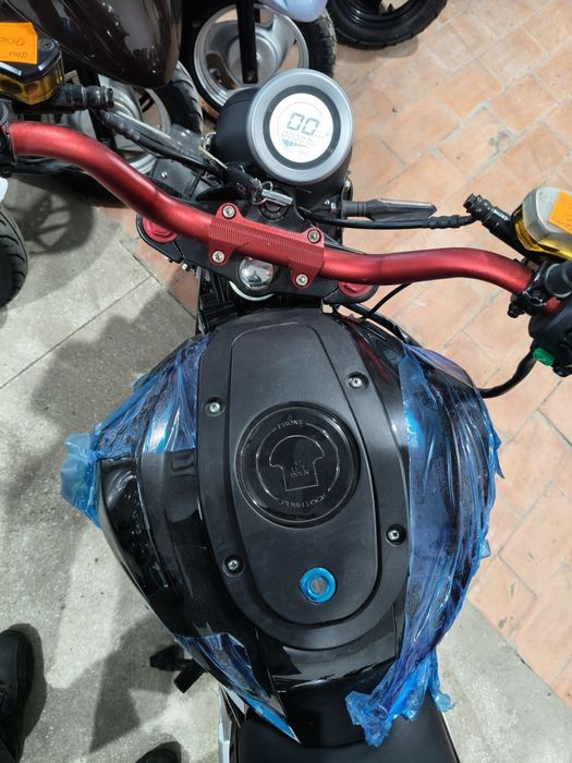 Електроскутер Електро мотоцикл Racer Brutal B-200LA літієва батарея 40