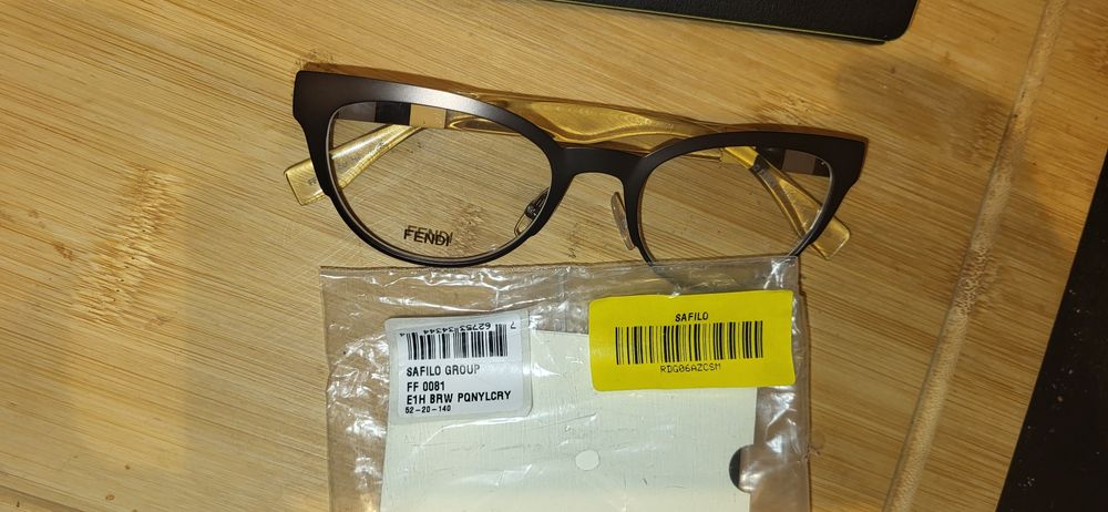 Sprzedam oprawki Fendi