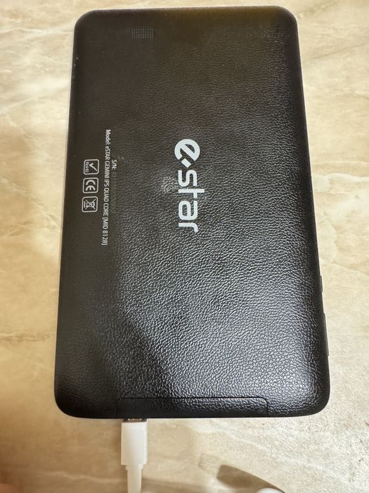 Планшет eSTAR Gemini 8GB 8" (MID8128KE) black