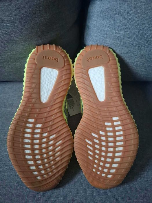 adidas Yeezy Boost 350 V2 Semi Frozen Yellow