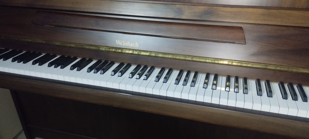 Piano Weinbach Oferta transporte e afinação