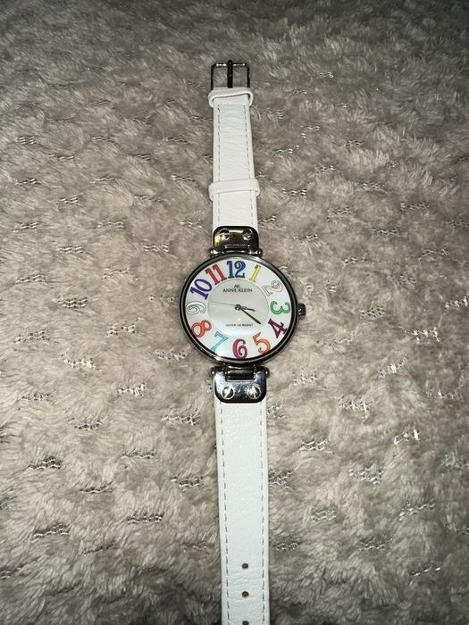 Наручний годинник Anne Klein