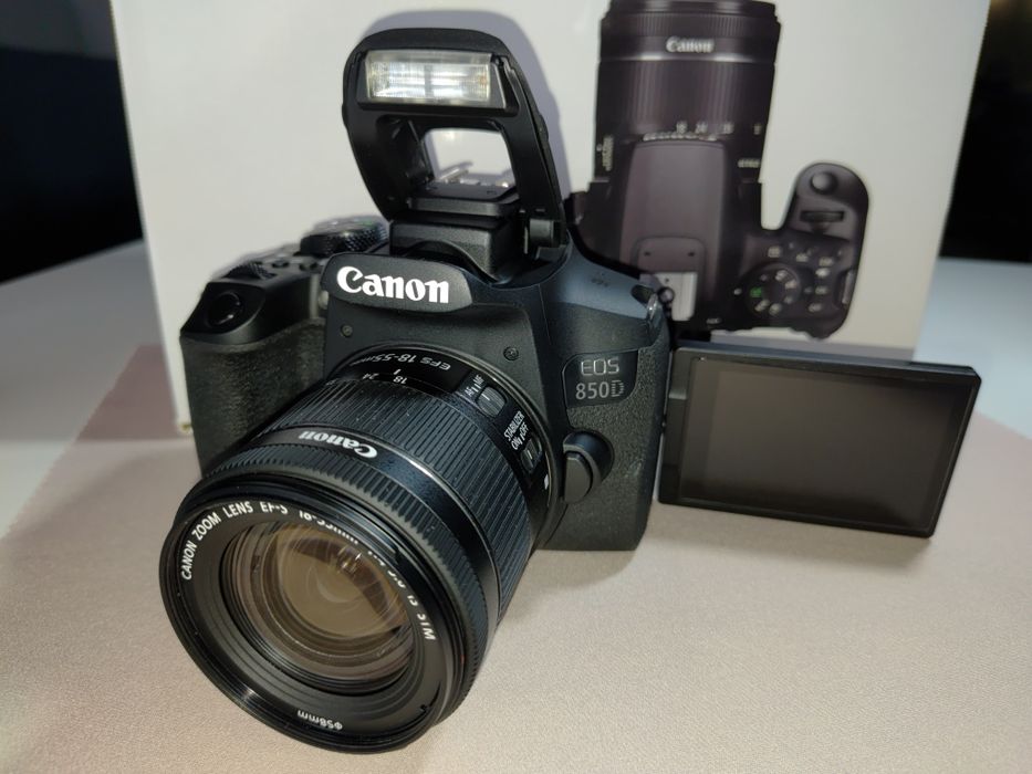 Canon EOS 850D + EF-S 18-55mm IS STM kit, bdb stan, 15–20k migawka