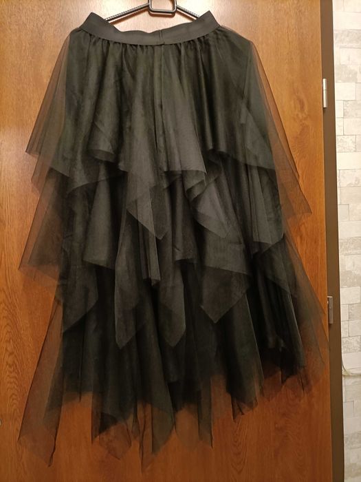 Czarna tiulowa spódnica