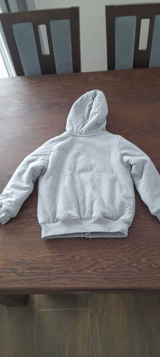 Ciepła bluza. Rozmiar 110/116