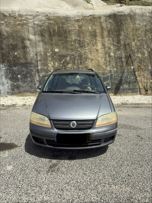 Fiat Ideia 1.3 2004 Gasolina