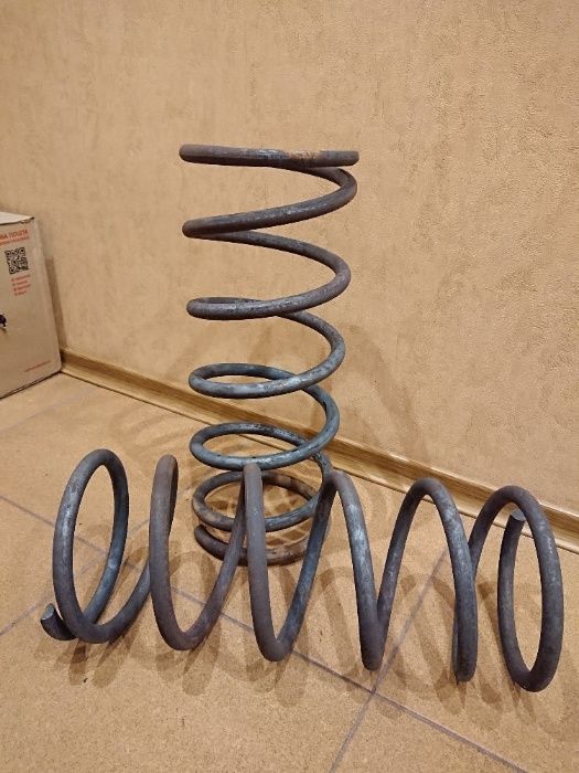 Пружины усиленные Mitsubishi Pajero (Wagon, Sport) L200