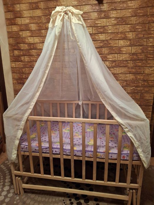 Ліжко з матрасом