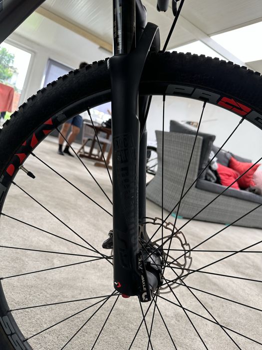 Coluer poison 29 M com gps garmin incluído