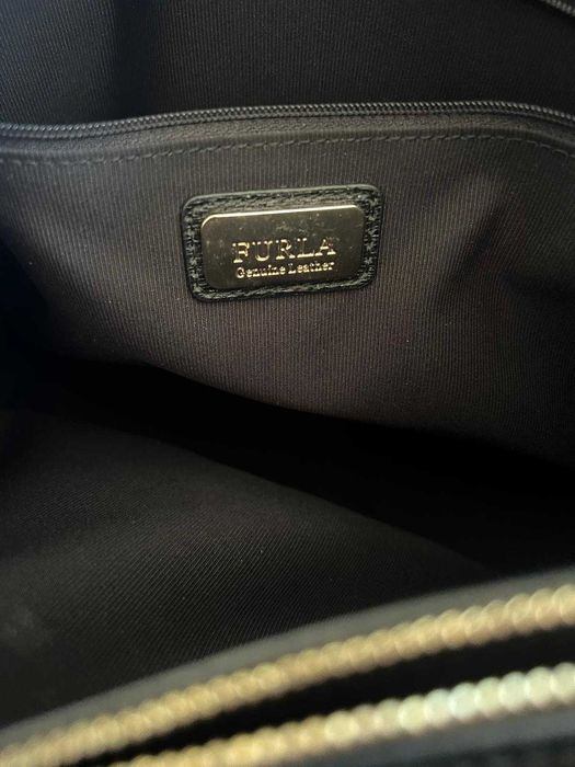 Mala Furla preta