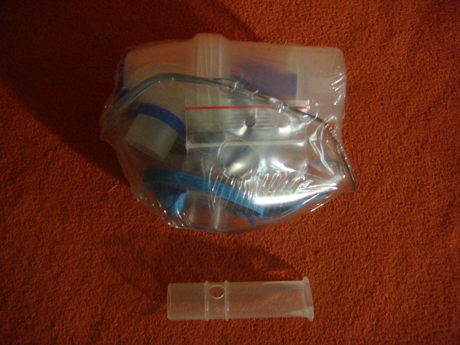 Інгалятор - небулайзер Delphinus для дорослих і дітей