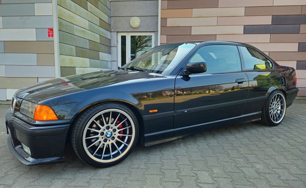 BMW Seria 3 BMW e36 328i Coupe Cosmosschwarz Manual M Pakiet Styling 32