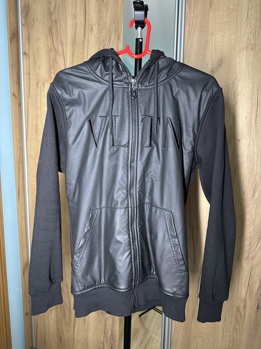 Oryginalna bluza Valentino – czarna, realny rozmiar M (metka XL)