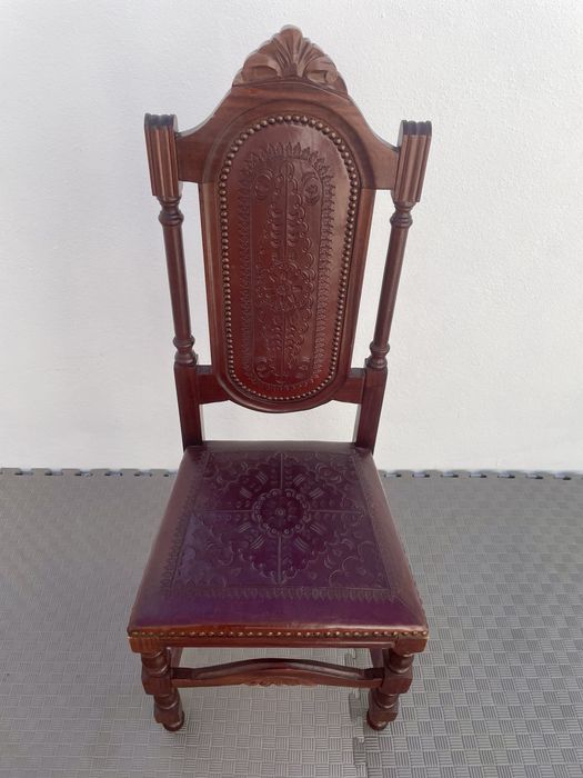 CADEIRAS de Sala de Jantar - Madeira Maciça – Oportunidade!
