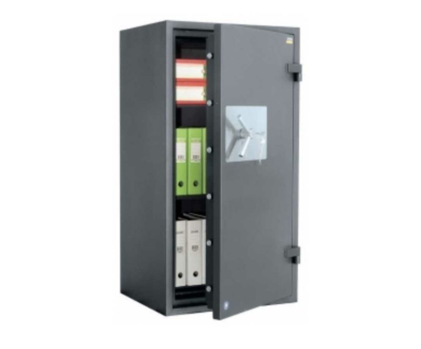 Продам сейф VALBERG в отличном состояние