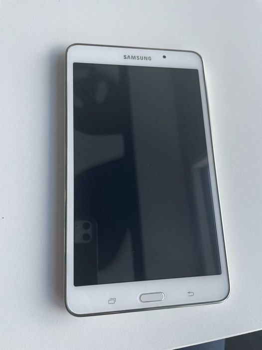 tablet Samsung SM-T230 stan bardzo dobry
