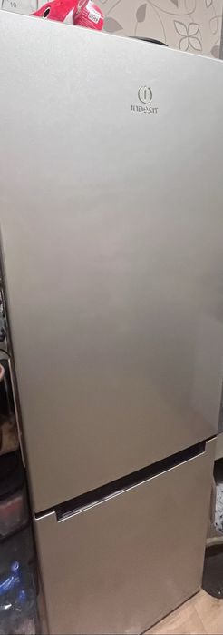 Sprzedam Lodowka indesit