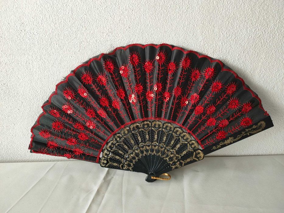 conjunto de 4 leques Novos muito bonitos, vendo só em conjunto