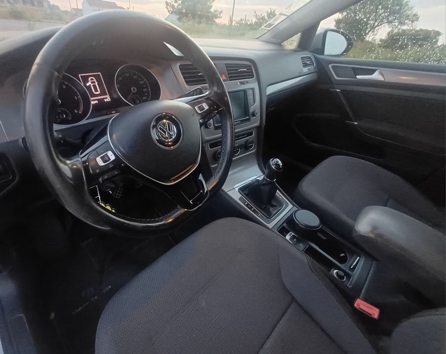 VW GOLF Variant 1.6 TDI