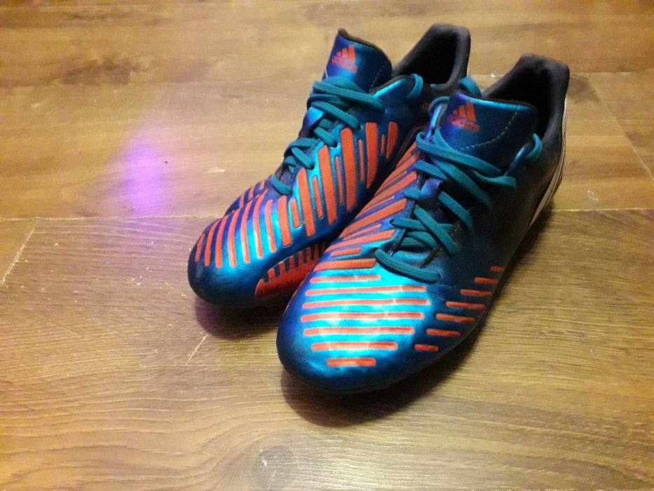 buty sportowe piłkarskie adidas sygnowane CR8