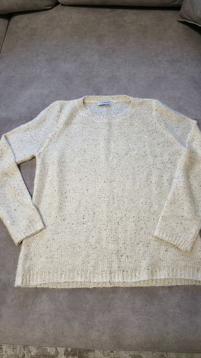 Кофтинки б/у в чудовому стані , розмір M/ L