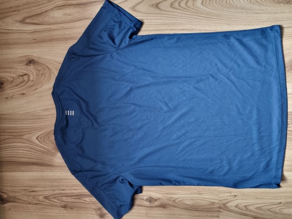 Koszulka bluzka Under armour M 38