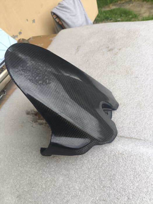 Suzuki GSX-R 600 750 k8 k9 błotnik tylny carbon