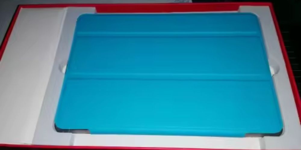 New tablet in box with leather case446401056406261764