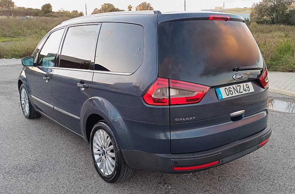 Monovolume Ford Galaxy 7 Lug.