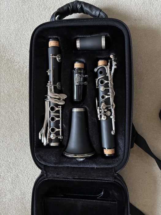 Clarinete WISEMANN