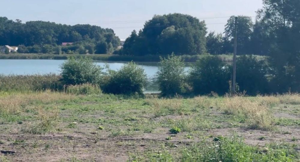 Продаж будинку на півострові в с. Єрчики, 69 м², ділянка 25 соток, з власним прямим виходом до річки «Унава»